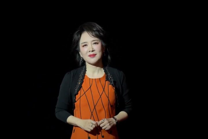 Diane Wang, Founder, Chairperson, and CEO of DHgate Group