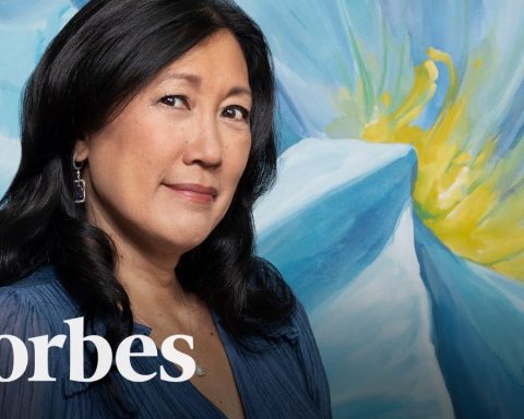 Theresia Gouw, Founder of Acrew Capital and Co-Founder of Aspect Ventures